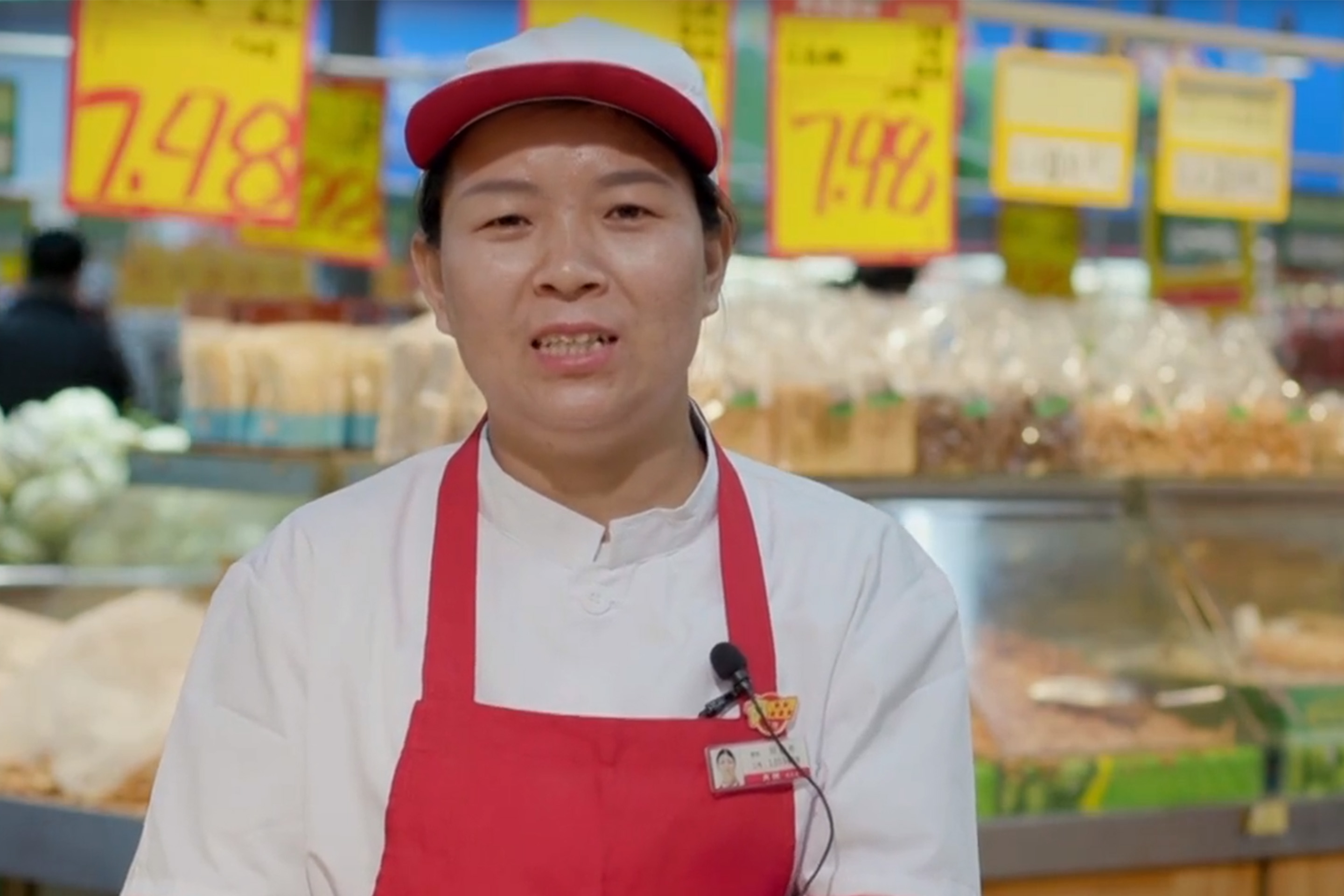  幸福大张 人物故事——南华店熟食科邓丽芹